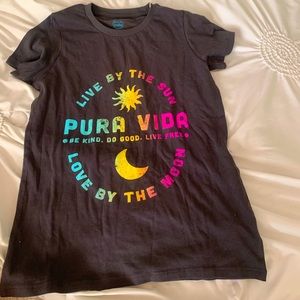 Pura-vida tee